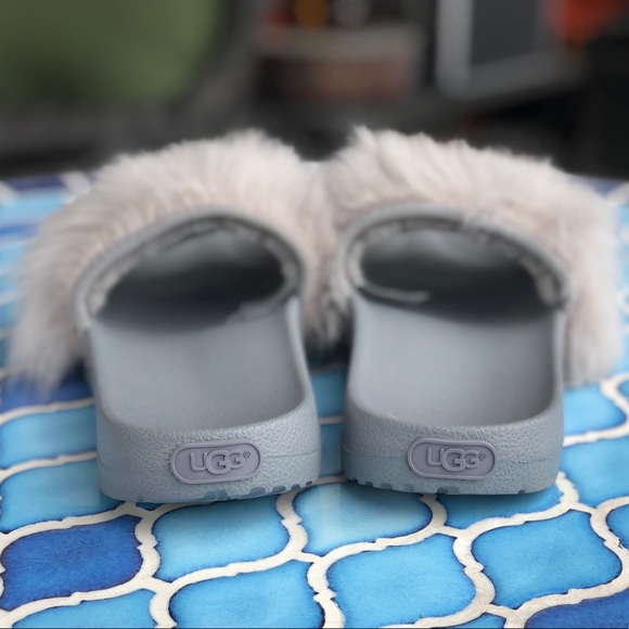 Ugg Royale Slides - Picture 3 of 7